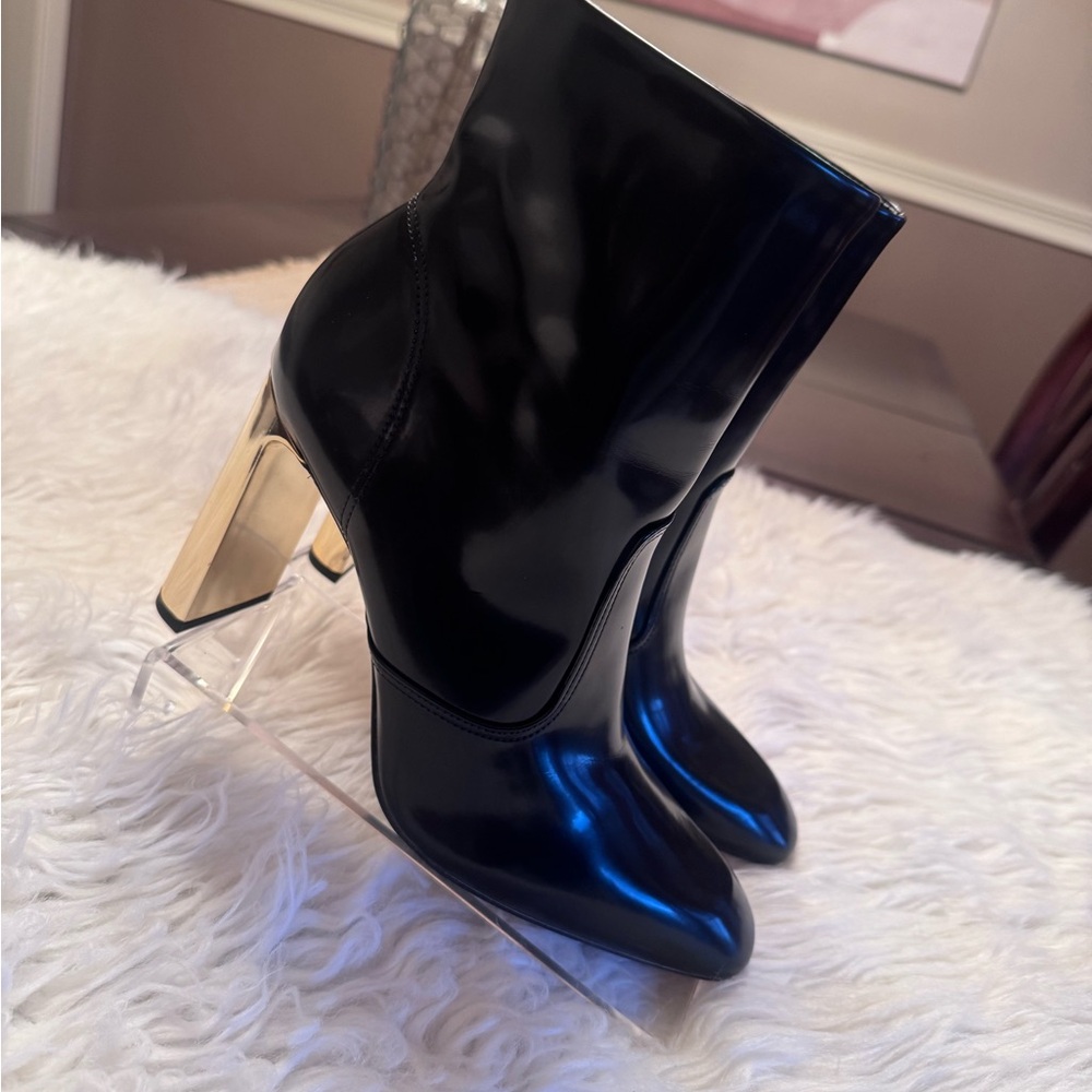 Gianni Bini Mavis Gold Heeled Booties